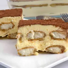 Prosty przepis na ciasto tiramisu bez alkoholu dla całej rodziny