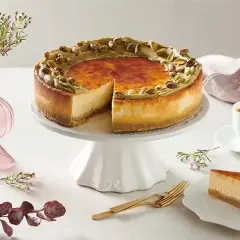 Na którym poziomie piec sernik, aby uniknąć przypalenia?
