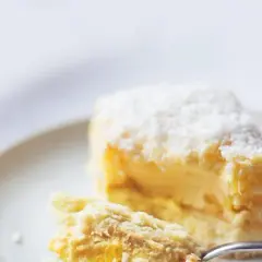 Pyszne ciasto piña colada – przepis na tropikalny deser bez trwogi