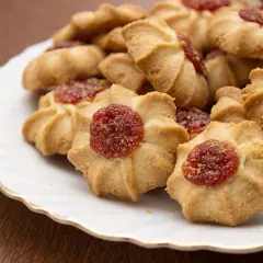 Ciasteczka jak u babci – tradycyjne przepisy, które przywołują wspomnienia