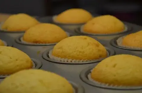 Muffinki waniliowe, które zawsze się udają – prosta receptura na sukces